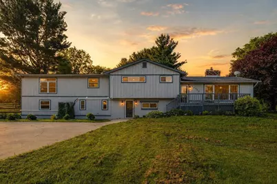 18080 Woodview Lane, Fredericktown, OH 43019 - Photo 3