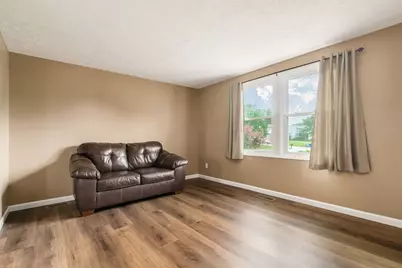 8138 Maugham Drive, Reynoldsburg, OH 43068 - Photo 9