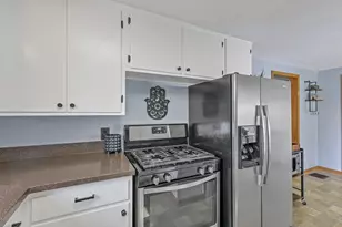 320 W Jefferson St, Baltimore, OH 43105 - Photo 23