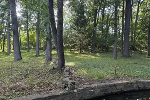 2300 Hoxton Ct, Columbus, OH 43220 - Photo 9