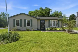1565 Rock Creek Dr, Grove City, OH 43123 - Photo 1