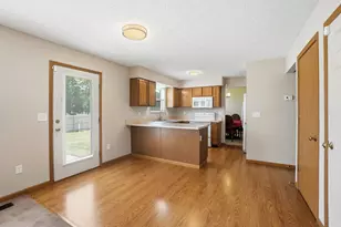 4477 Knoll Crest Dr, Grove City, OH 43123 - Photo 15