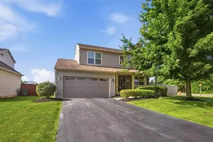 4477 Knoll Crest Dr, Grove City, OH 43123 - Photo 3