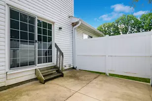 4726 Parrau Dr, Columbus, OH 43228 - Photo 33