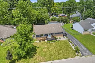 796 Drummond Ct, Columbus, OH 43214 - Photo 39