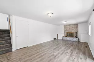 796 Drummond Ct, Columbus, OH 43214 - Photo 27