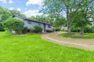900 Forest Hill Dr, Marion, OH 43302 - Photo 3