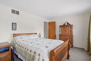 2432 Hardesty Dr S, Columbus, OH 43204 - Photo 29