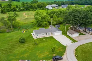 70 Liberty Ave SE, Jacksontown, OH 43030 - Photo 33