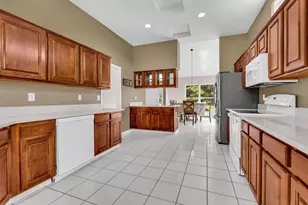 5693 Harlem Rd, New Albany, OH 43054 - Photo 15