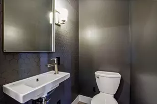 1386 Neil Ave, Columbus, OH 43201 - Photo 9