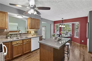 2394 Oakthorpe Dr, Hilliard, OH 43026 - Photo 9