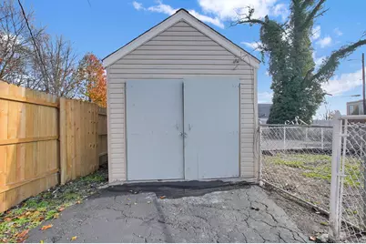 2204 Medina Avenue, Columbus, OH 43211 - Photo 25