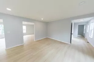 512 N Warren Ave, Columbus, OH 43204 - Photo 11
