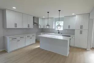 512 N Warren Ave, Columbus, OH 43204 - Photo 3