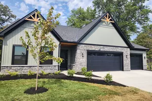 630 W Lake Ave, Lakeview, OH 43331 - Photo 1