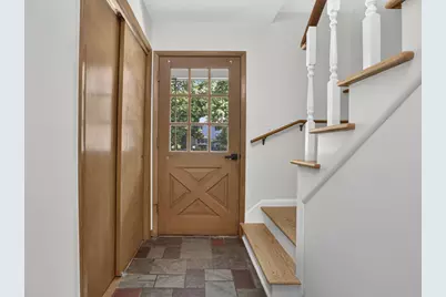 201 Chaucer Court, Worthington, OH 43085 - Photo 5
