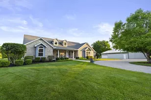 2360 Lewis Center Rd, Lewis Center, OH 43035 - Photo 61
