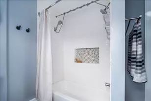 1072 Miller Ave, Columbus, OH 43206 - Photo 21