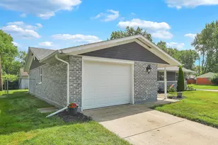 3715 Lima Dr, Westerville, OH 43081 - Photo 9