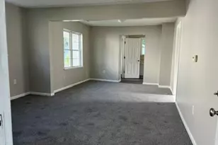 2854 E 11th Ave, Columbus, OH 43219 - Photo 3