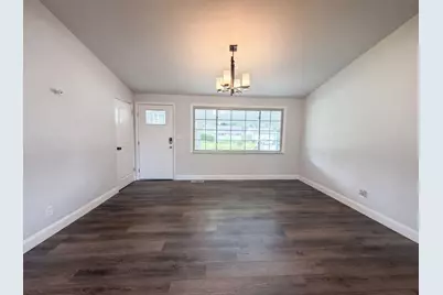 2884 Kingston Avenue, Grove City, OH 43123 - Photo 3