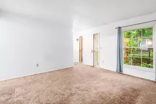 604 Pamlico St, Columbus, OH 43228 - Photo 9