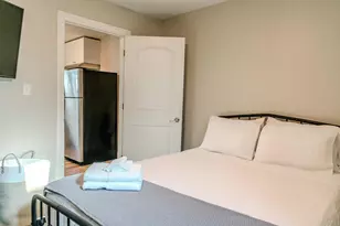 1086 Seymour Ave, Columbus, OH 43206 - Photo 13