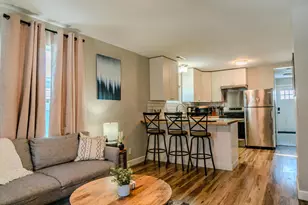 1086 Seymour Ave, Columbus, OH 43206 - Photo 5