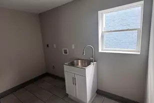 262 N 17th St, Columbus, OH 43203 - Photo 13