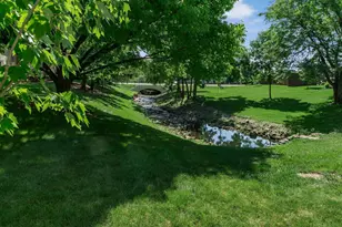619 Dlyn St, Columbus, OH 43228 - Photo 35