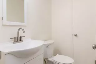 619 Dlyn St, Columbus, OH 43228 - Photo 11
