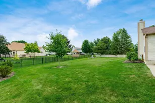 4690 Helmsbridge Ct, Grove City, OH 43123 - Photo 57