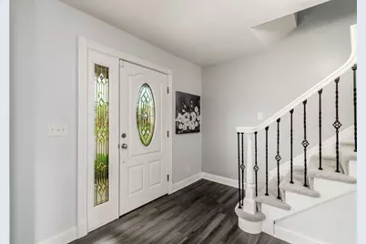 4690 Helmsbridge Court, Grove City, OH 43123 - Photo 5