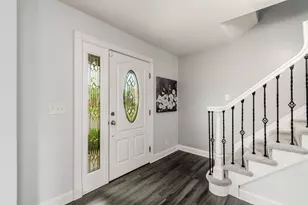 4690 Helmsbridge Ct, Grove City, OH 43123 - Photo 5