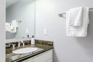 4690 Helmsbridge Ct, Grove City, OH 43123 - Photo 25