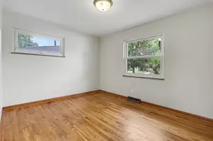 3824 Shamrock Dr, Columbus, OH 43227 - Photo 17