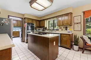 1588 Royal Oak Dr, Mansfield, OH 44906 - Photo 17