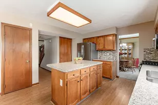 1042 Rousseau Ln, Galloway, OH 43119 - Photo 9
