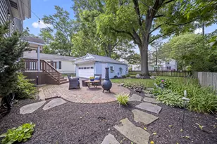 395 Brevoort Rd, Columbus, OH 43214 - Photo 47