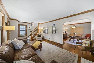 395 Brevoort Rd, Columbus, OH 43214 - Photo 13