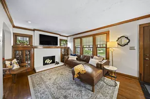 395 Brevoort Rd, Columbus, OH 43214 - Photo 11