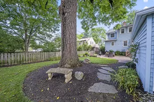 395 Brevoort Rd, Columbus, OH 43214 - Photo 49