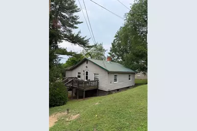 545 Vine Street, Logan, OH 43138 - Photo 1