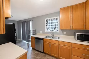 5019 Comstock Dr, Columbus, OH 43232 - Photo 3