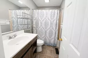 5019 Comstock Dr, Columbus, OH 43232 - Photo 7