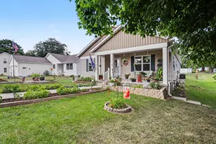 126 E Church St, Amanda, OH 43102 - Photo 5
