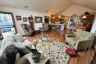 1228 Amberlea Dr E, Columbus, OH 43230 - Photo 7