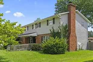 1394 Yorktown Rd, Columbus, OH 43232 - Photo 5
