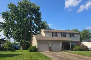 382 7 Pines Dr, Pickerington, OH 43147 - Photo 3